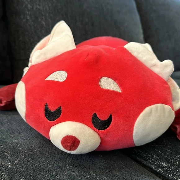 Turning Red Panda Cudleez Large Disney Sleeping Plush - Picture 3 of 7